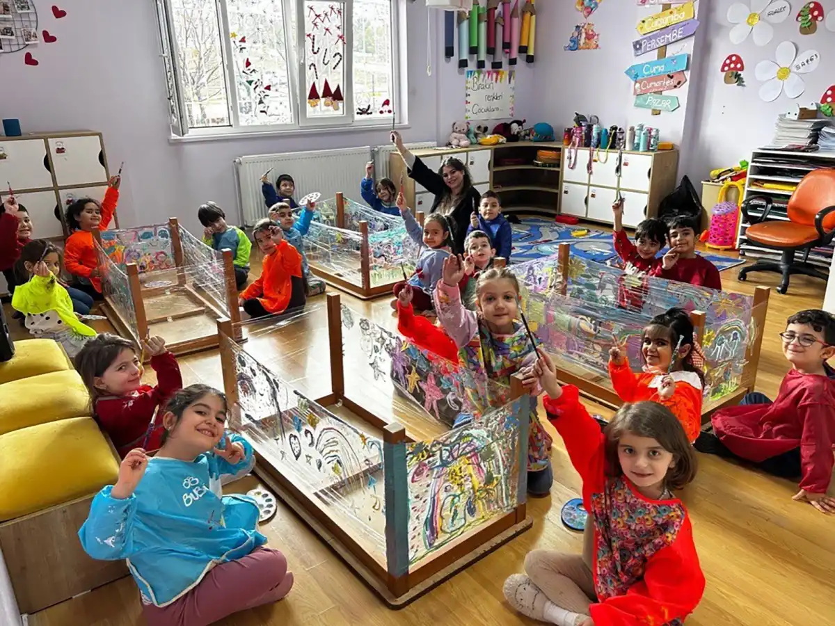 Anaokulunda Devrim Gibi Model: Çift Dilli Eğitimle Çocuklar İngilizceyi Konuşarak Öğreniyor