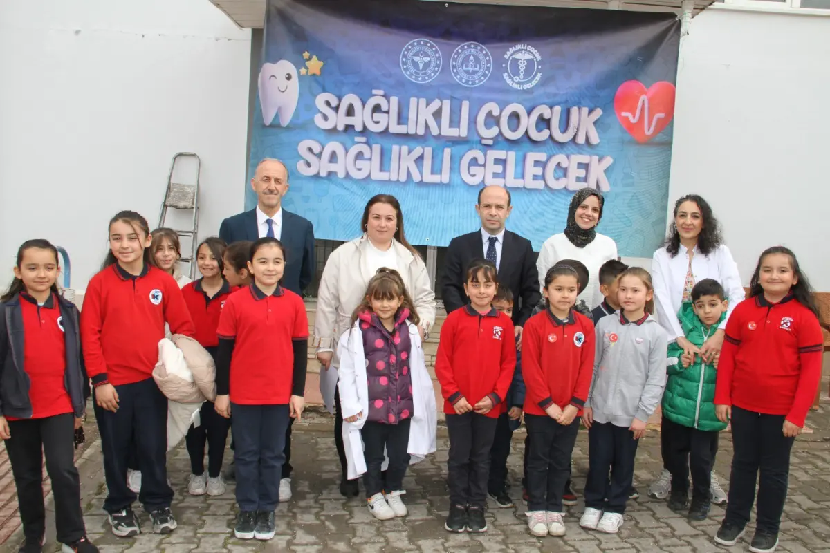 “Sağlıklı Çocuk Sağlıklı Gelecek” Etkinliği: Miniklere Sağlık Bilinci Aşılandı