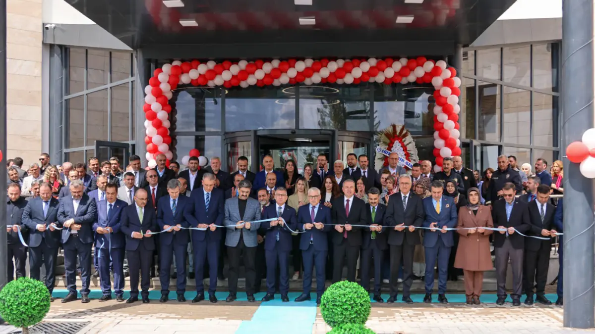 Sivas’ta Eğitimde Yeni Dönem: Abdullah Güler’in Katılımıyla Milli Eğitim Akademisi Açıldı