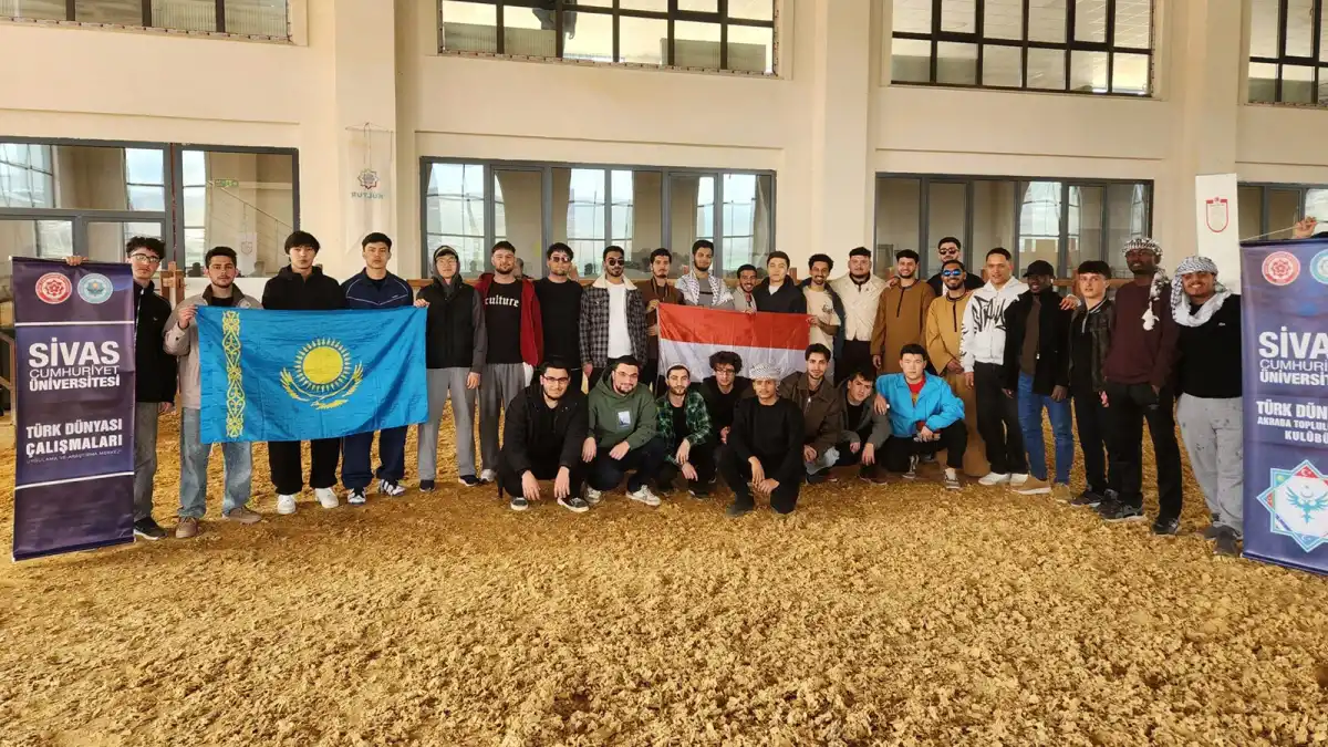 Uluslararası Öğrenciler Türk Dünyası Gençlik Kampı’nda Buluştu