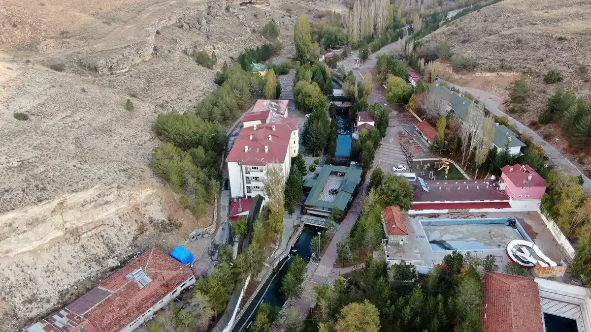 Kangal Balıklıgöl İçin Tartışmalara Son Nokta: Sivas Valiliği Turizm Niteliği İddialarını Yalanladı