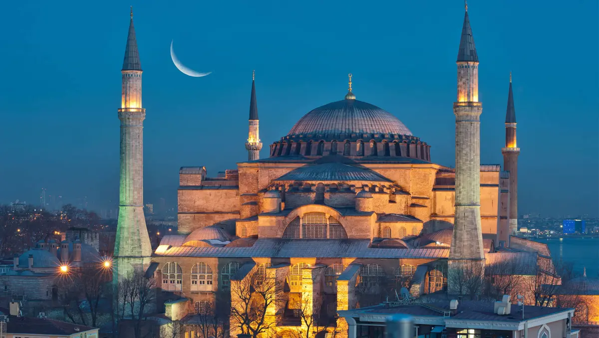 Ayasofya'nın Yeniden İbadete Açılışının 6. Yılı!