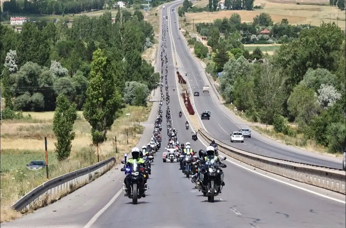 Quick Sigorta 1. Sivas Motofest Yoğun Katılımla Devam Ediyor