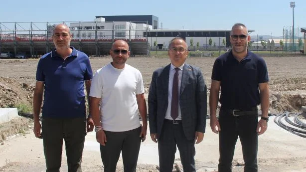 Sivas'a Modern Futbol Sahası Kazandırılıyor!