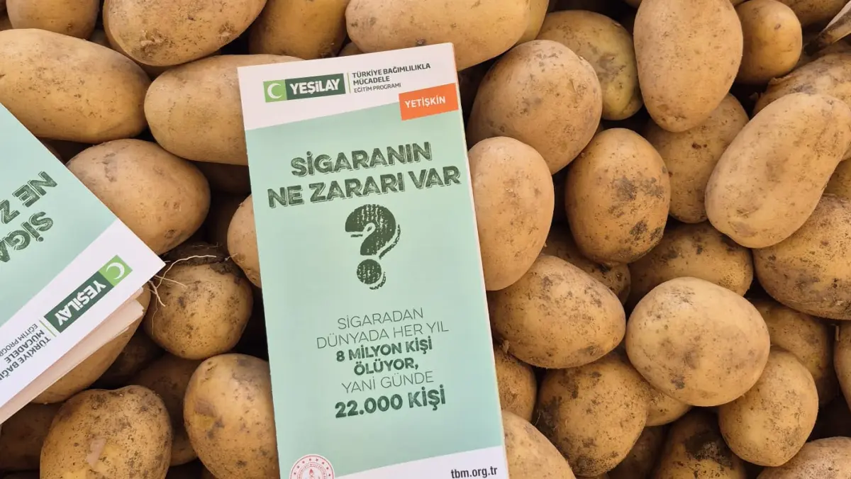 Yeşilay Sivas’tan Cuma Pazarı’nda Bağımlılıkla Mücadele Seferberliği!